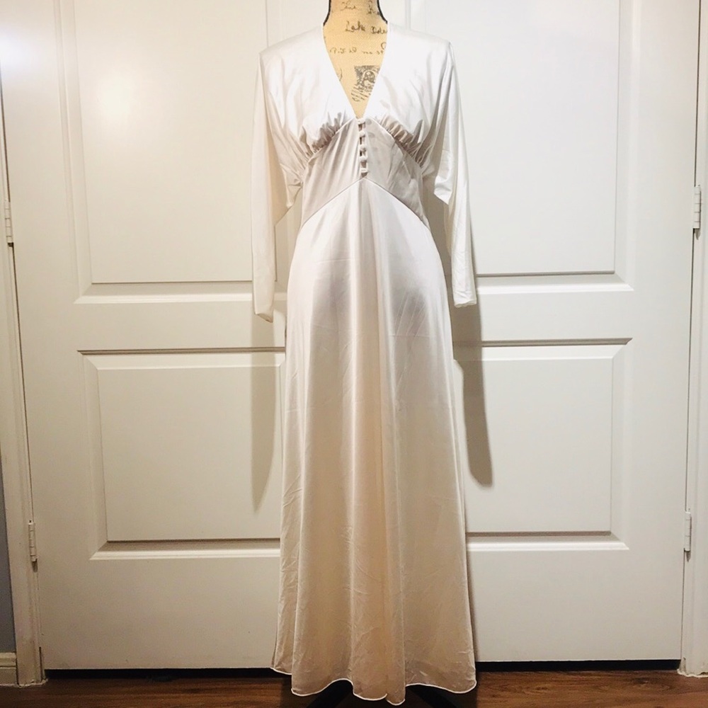 Vintage Vanity Fair Sexy Honeymoon Intimate Robe